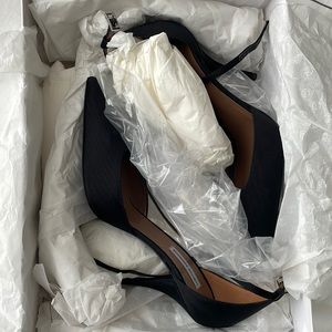 Tabitha Simmons size 7 pumps